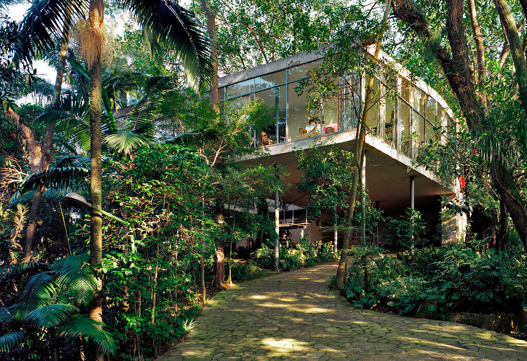 Fachada da Casa de Vidro